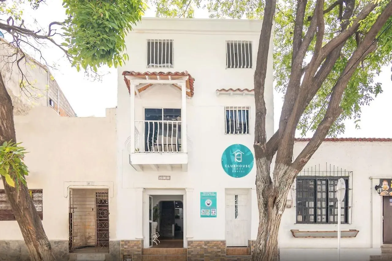 Ayenda 1627 Club House Hotel Santa Marta